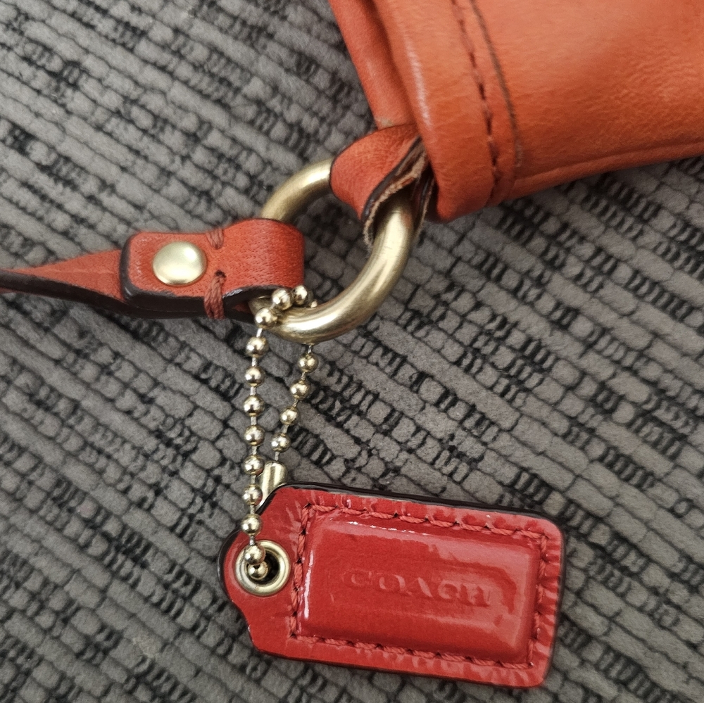 Coach Cross Body Purse - Picture 6 of 8